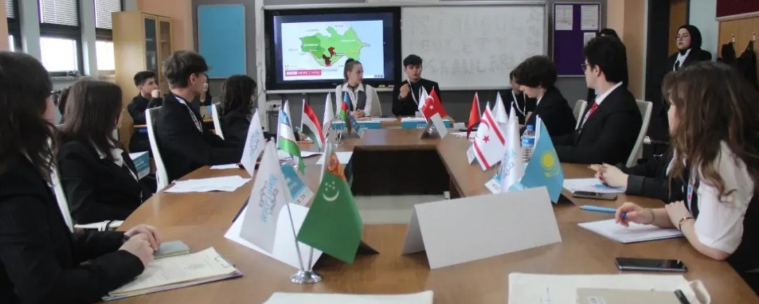 Türk Devletleri Teşkilatının simulasyonu Ali Fuat Başgil S.B. Lisesinde
